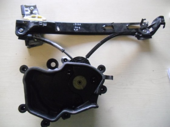 Elevador Trás Direito Seat Ibiza 2009 ev252
